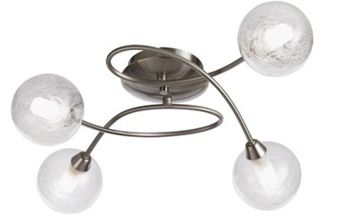 Zoom sur le lustre/plafonnier Adoni à 4 lampes en métal nickel satiné et verre transparent – Éclairage intérieur chic et lumineux – Dakar, Sénégal.