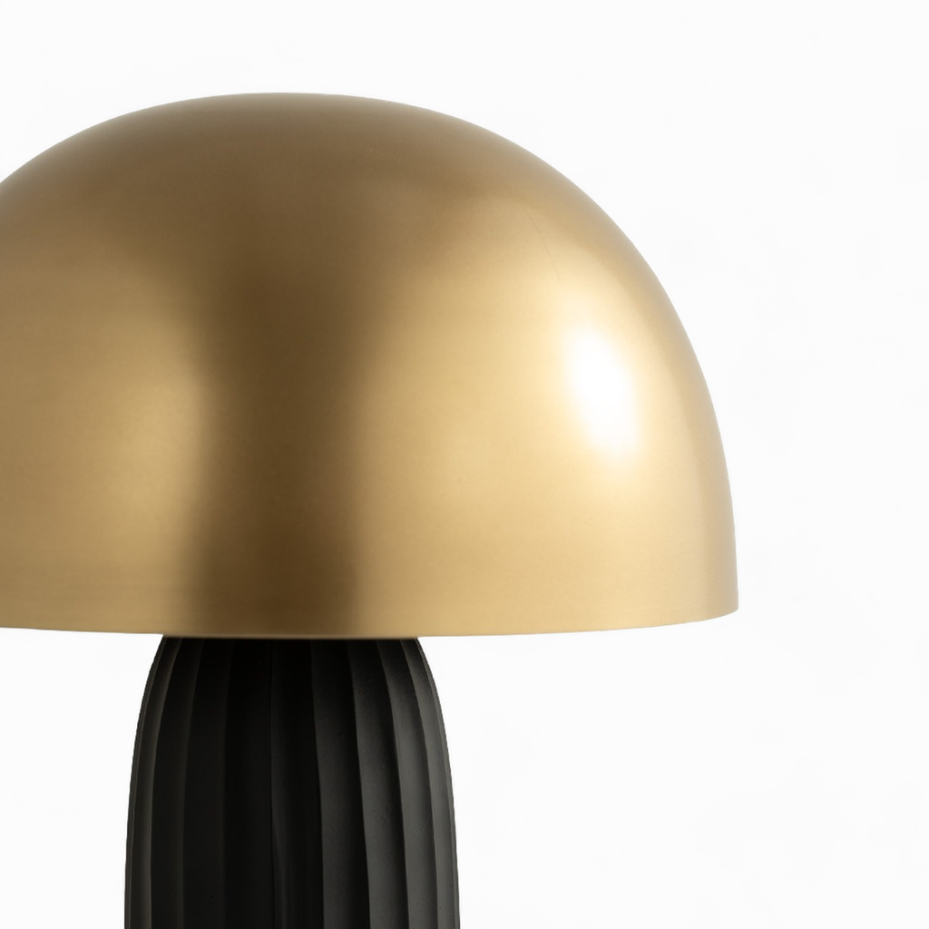Lampe à poser Harmony en métal brossé antique et abat-jour en métal laiton