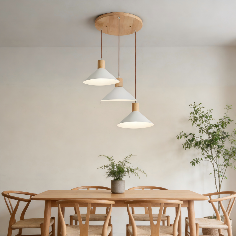 Lustre 3 lampes cône scandinave en métal blanc et bois marron