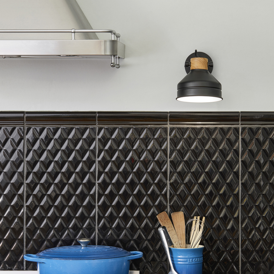 CLAYTON - Applique orientable en métal noir et bois