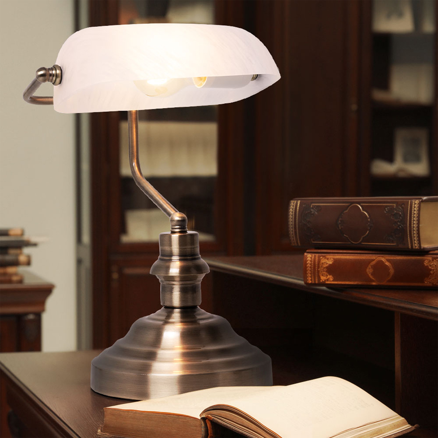 ANTIQUE - Lampe à poser en métal laiton et verre blanc H36