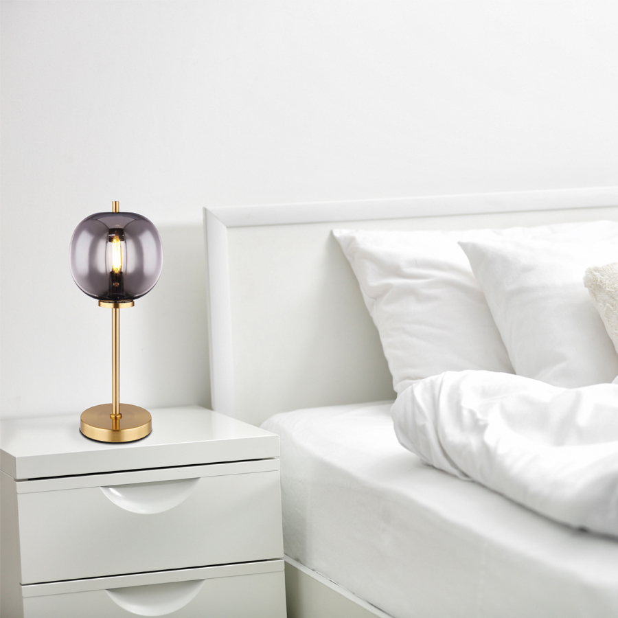 BLACKY - Lampe à poser métal laiton et verre fumé H45