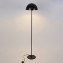 Lampadaire Icone en métal noir avec abat-jour en forme de champignon, design moderne et élégant, ajout parfait pour un salon contemporain à Dakar, Sénégal