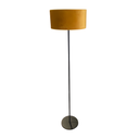 BOHEME - Lampadaire en velours moutarde et raphia