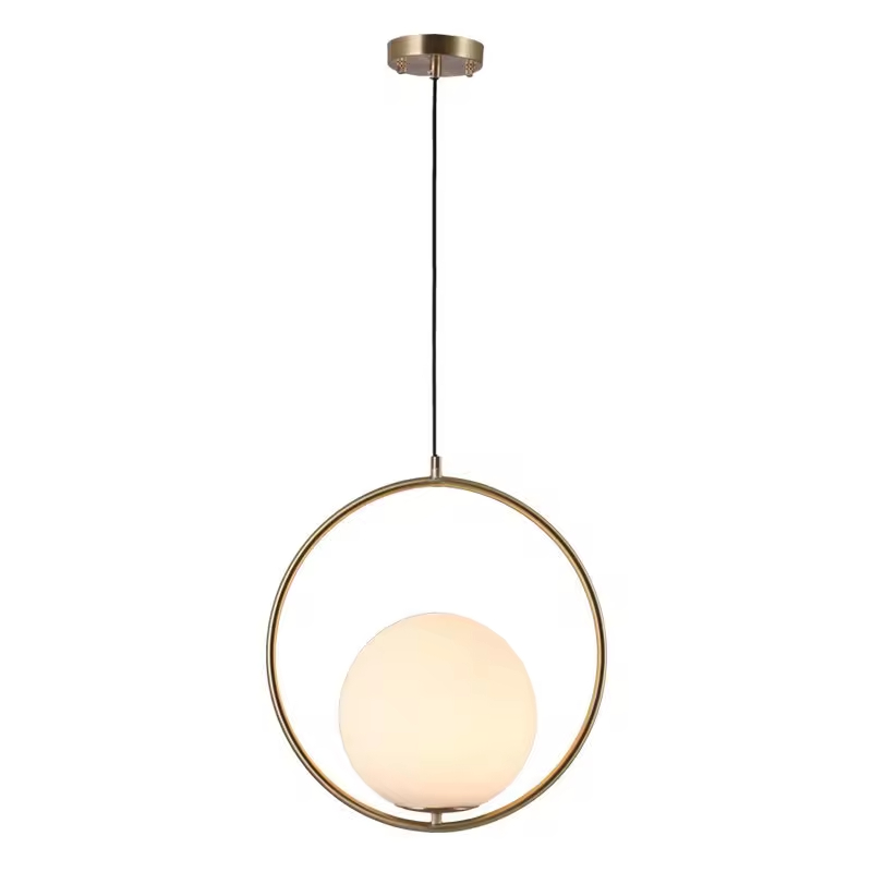 Suspension Adrienna en metal doré et verre blanc opale